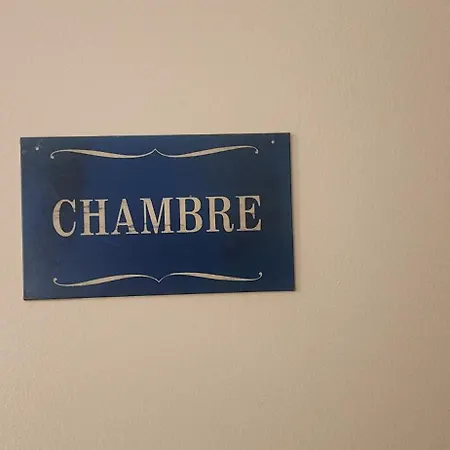 Le Cocon Du Cantal * Pléaux