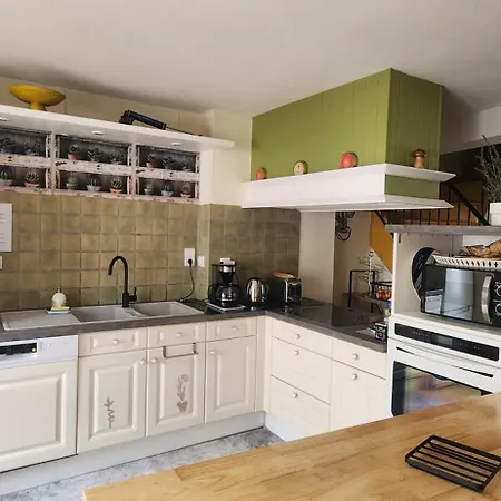 Le Cocon Du Cantal Holiday home Pleaux