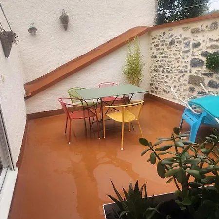 Le Cocon Du Cantal Holiday home Pleaux