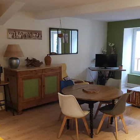 Le Cocon Du Cantal Pleaux